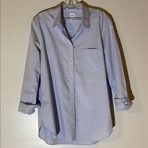 Gap Fitted Boyfriend button-down shirt